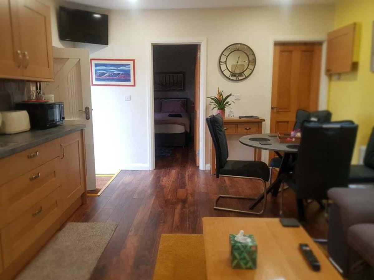 The Musical Ceol Cottage 1-Bedroom - Sleeps Four Ballynahinch Exterior photo